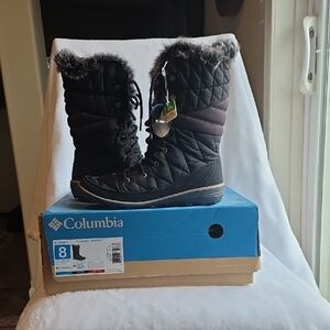 Columbia Women's Black Quilted Winter Boots with Faux Fur
